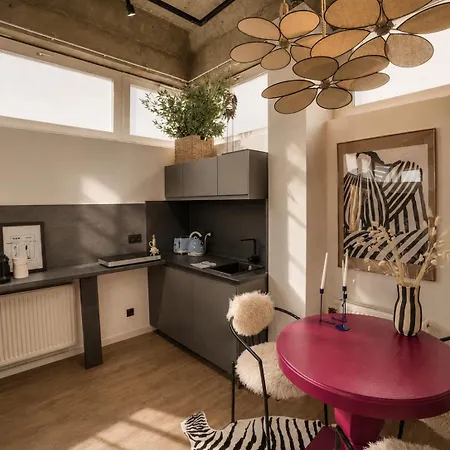 Διαμέρισμα Loft Subway, Dining And Shops Next Door *