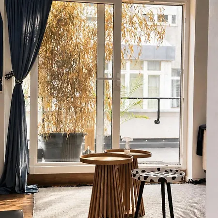 Διαμέρισμα Loft Subway, Dining And Shops Next Door